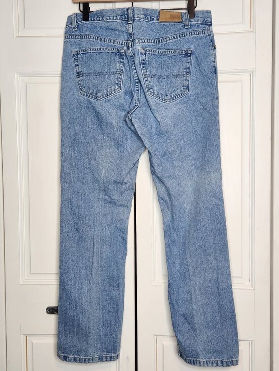 Tommy Hilfiger Classic Fit Jeans Light Wash Size 4A - Picture 8 of 10